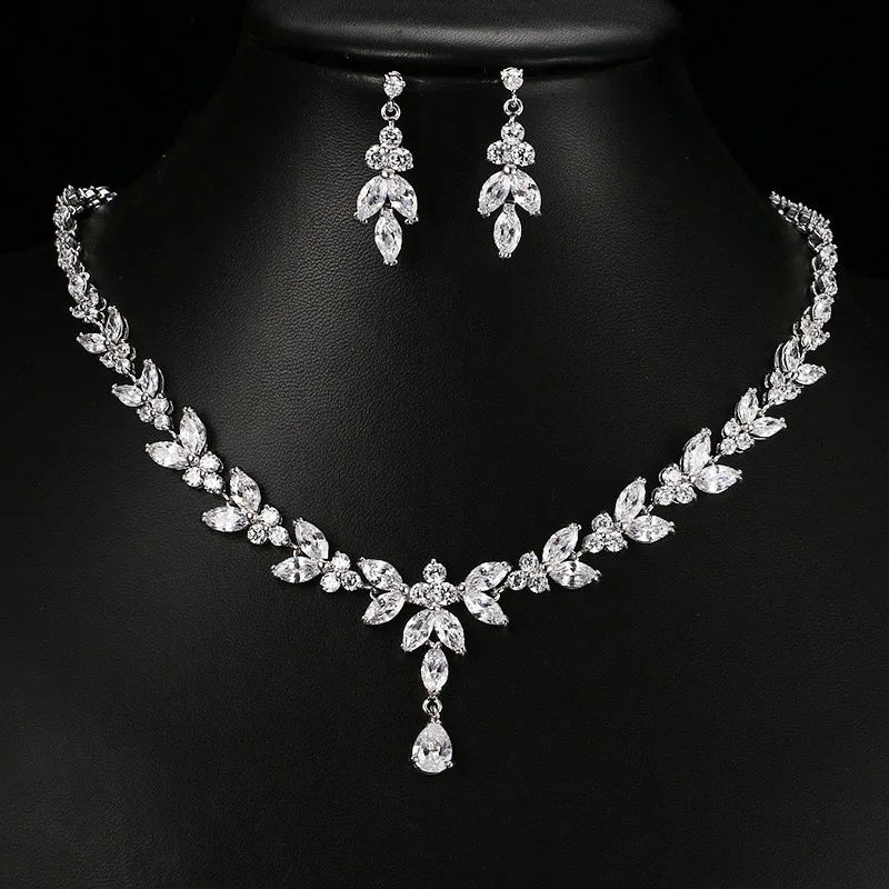 Fashionable and simple temperament long zircon platinum necklace  jewelry accessories