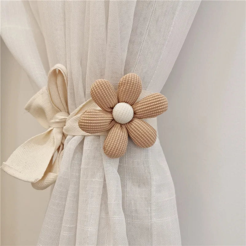 1pc Cute Three-dimensional Flower Curtain Tieback - Simple and Stylish Hanging Ornament for Bedroom and Living Room Decor