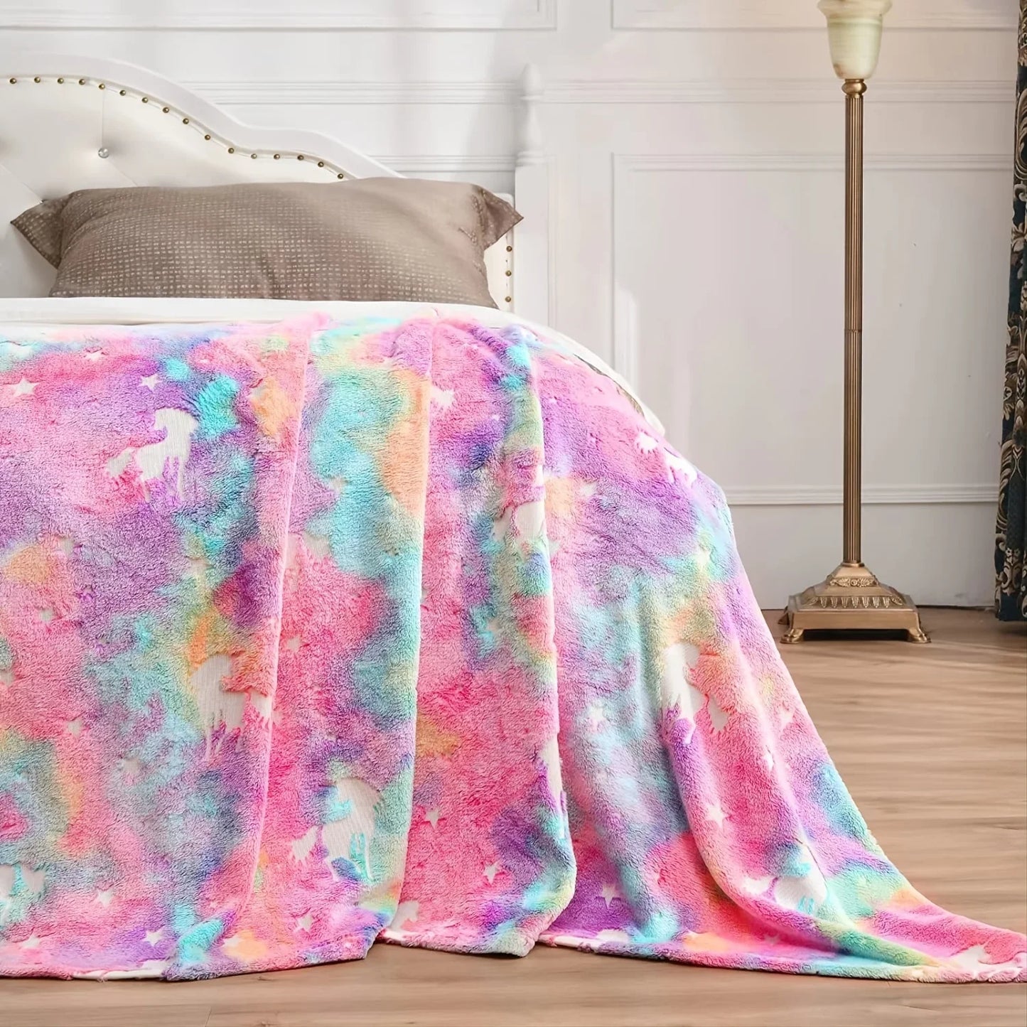 Glow in The Dark Rainbow Unicorn Blanket Cozy Soft Flannel Blanket for Sofa Bed Car Bedding Blanket for Boys Girls Kids Toddlers