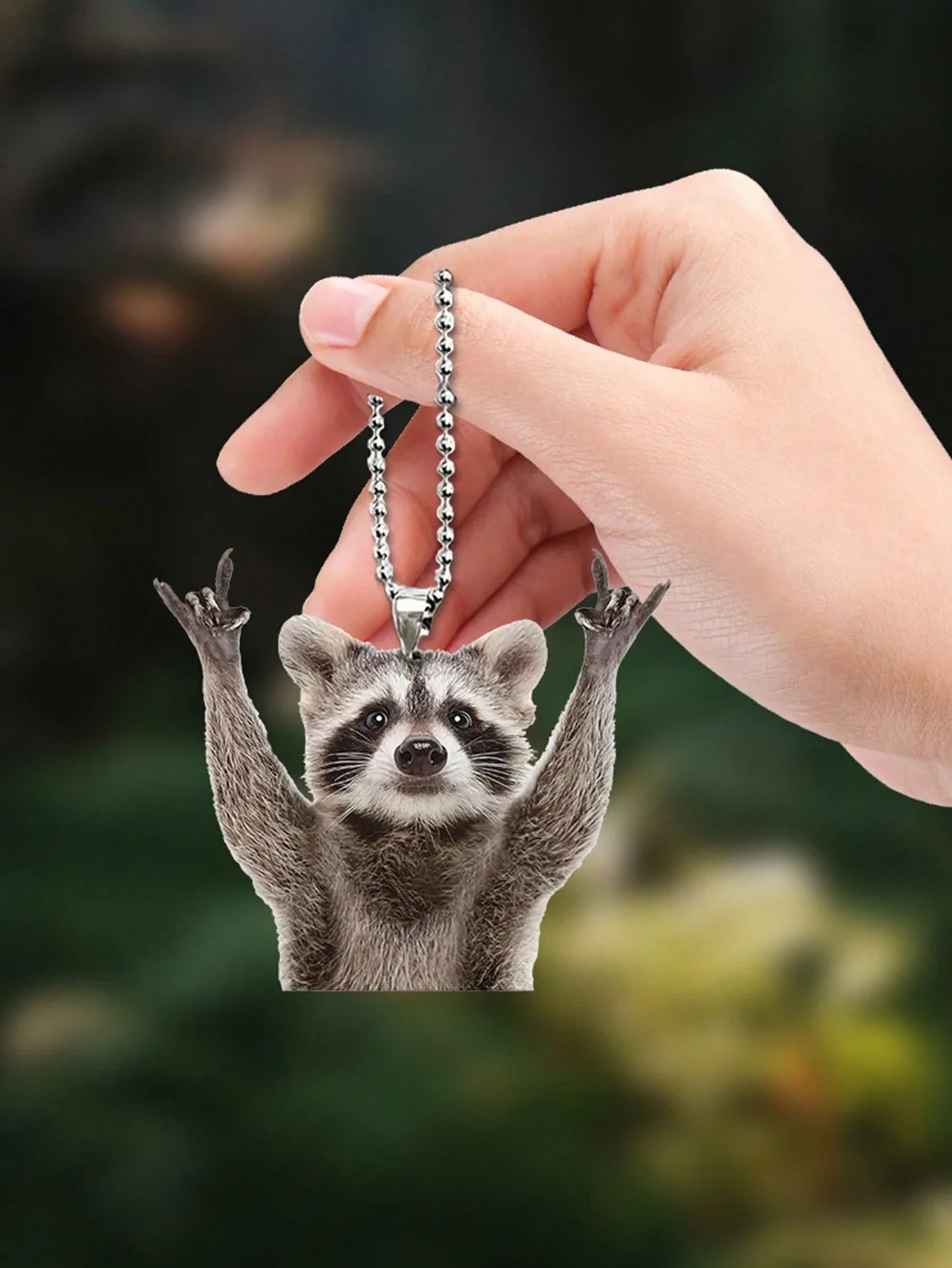 1pc Cute Acrylic Raccoon Rock Car Interior Pendant, Rearview Mirror Decoration Car Accessories Interior Pendant Fidget toys Rose