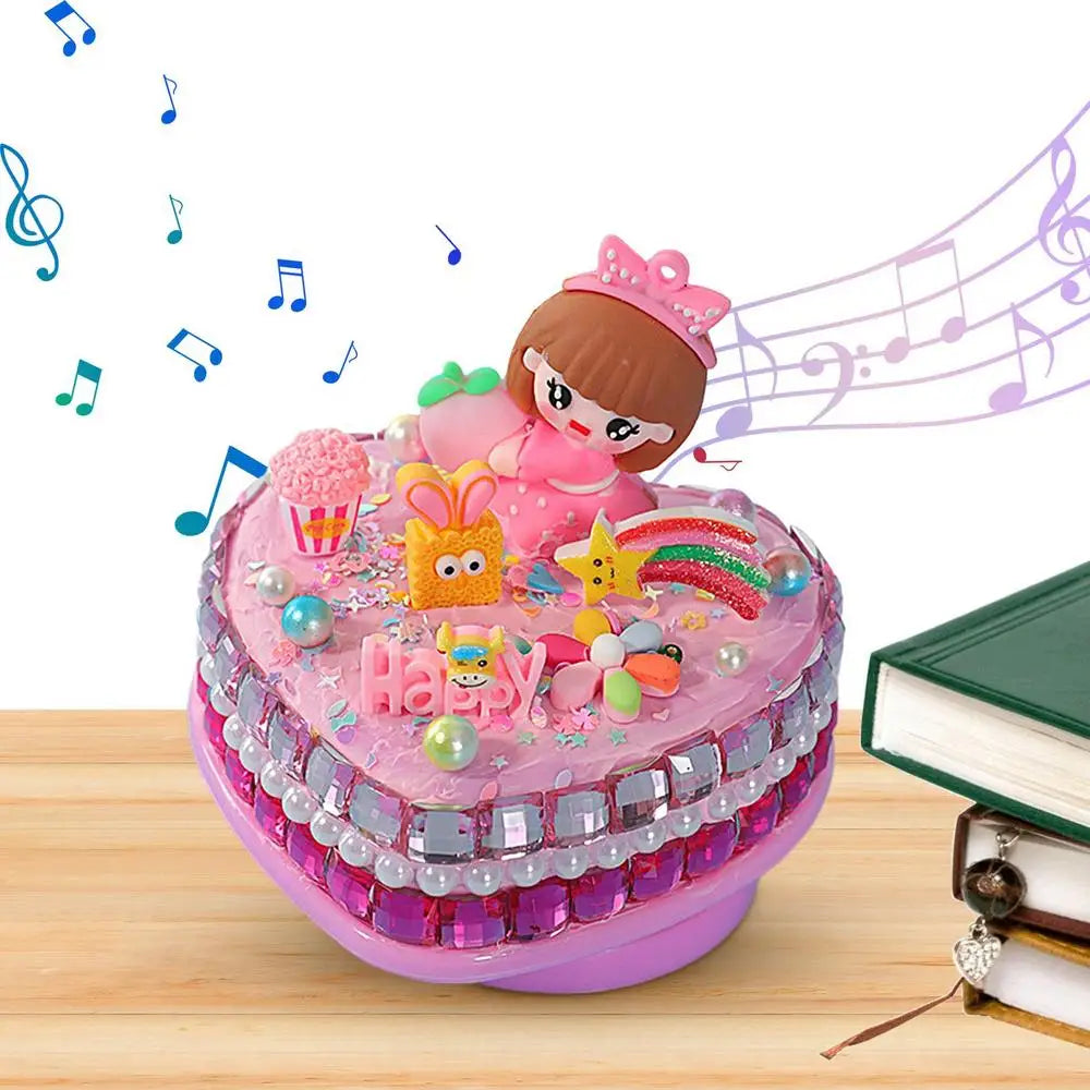 Heart Shaped Music Box Little Girl Music Box Kids DIY Music Toy Cute Small Music Box With Figurine Princess Multifunctional